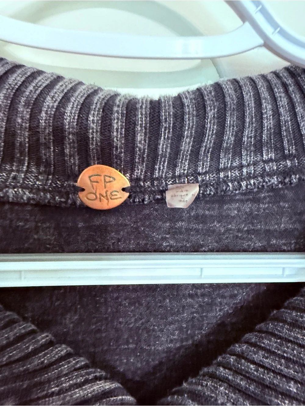 Free People Shiloh 3/4 Zip Quilted Low-High Sweatshirt Charcoal Size Large 25645